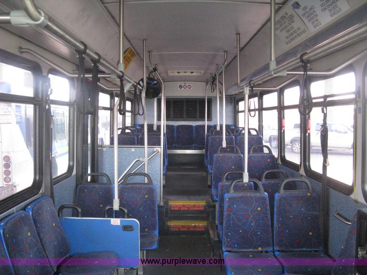 image for item H5466 2002 Gillig Low Floor G22B102N4 transit bus