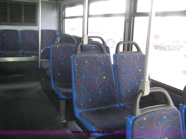 image for item H5466 2002 Gillig Low Floor G22B102N4 transit bus