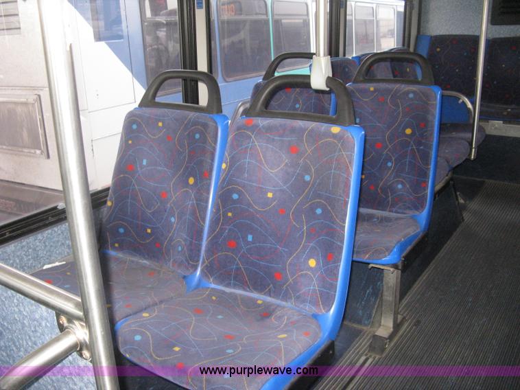 image for item H5466 2002 Gillig Low Floor G22B102N4 transit bus