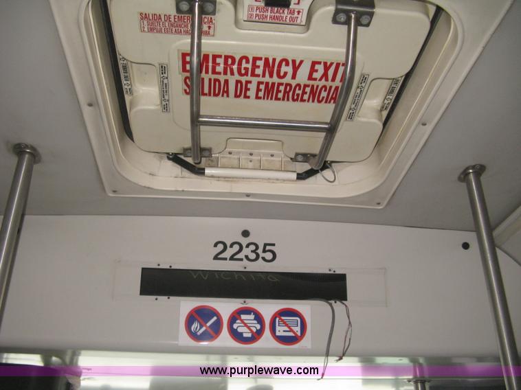 image for item H5466 2002 Gillig Low Floor G22B102N4 transit bus