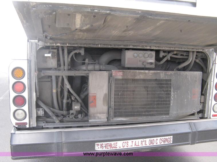 image for item H5466 2002 Gillig Low Floor G22B102N4 transit bus