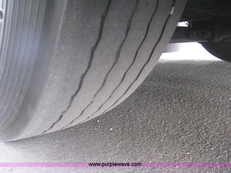 image for item H5466 2002 Gillig Low Floor G22B102N4 transit bus