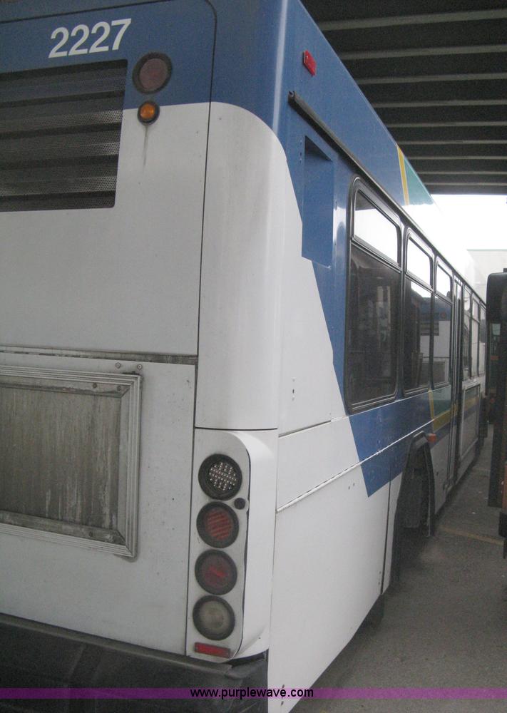 image for item H5468 2002 Gillig Low Floor 35' transit bus