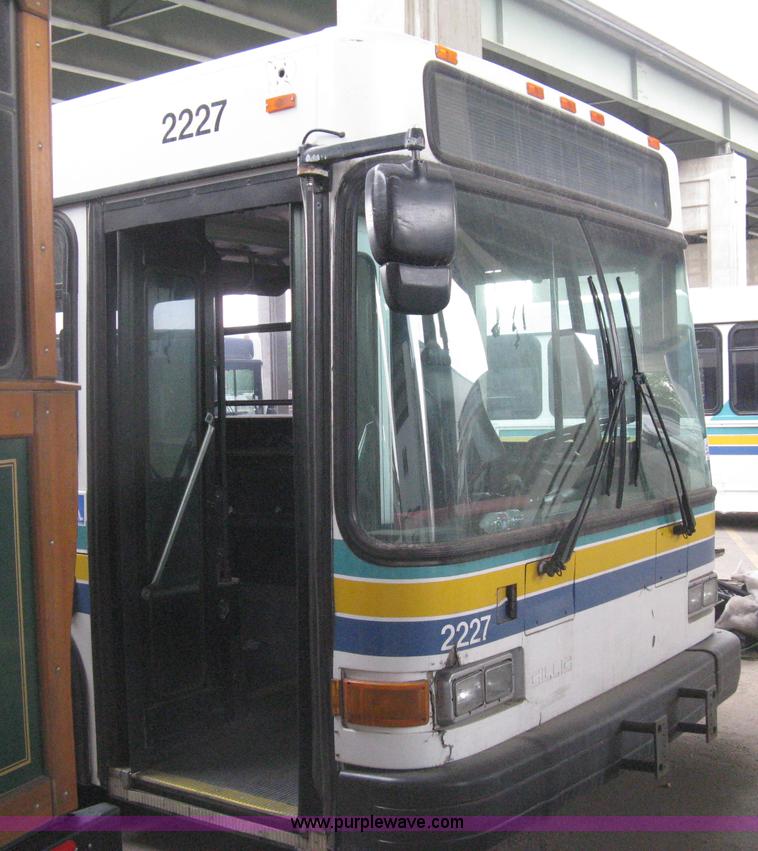 image for item H5468 2002 Gillig Low Floor 35' transit bus