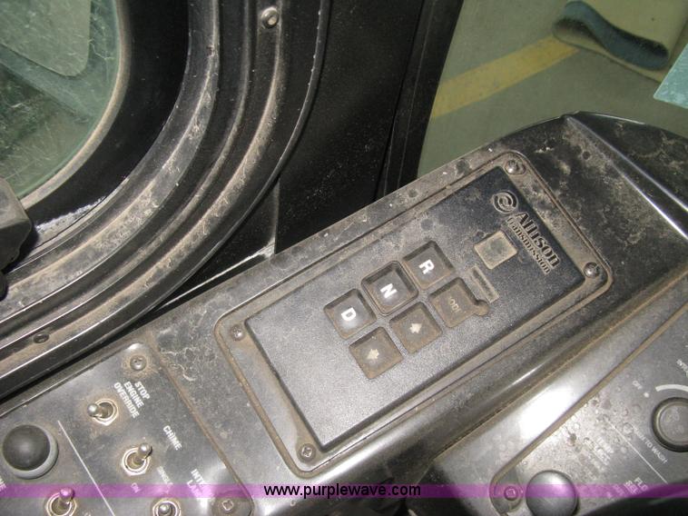 image for item H5468 2002 Gillig Low Floor 35' transit bus