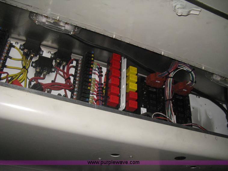 image for item H5468 2002 Gillig Low Floor 35' transit bus