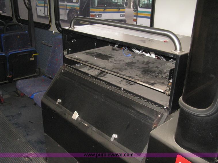 image for item H5468 2002 Gillig Low Floor 35' transit bus