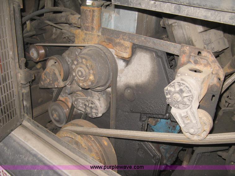 image for item H5468 2002 Gillig Low Floor 35' transit bus