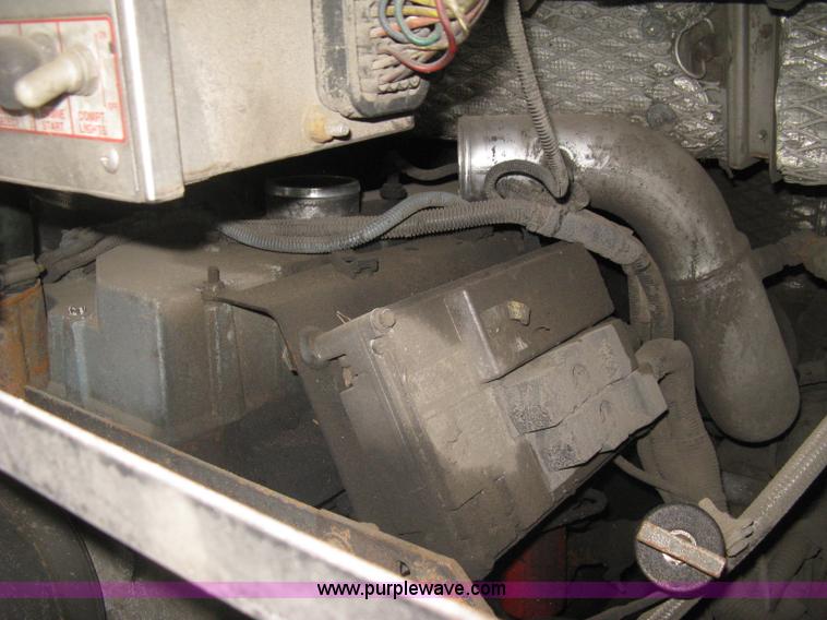 image for item H5468 2002 Gillig Low Floor 35' transit bus