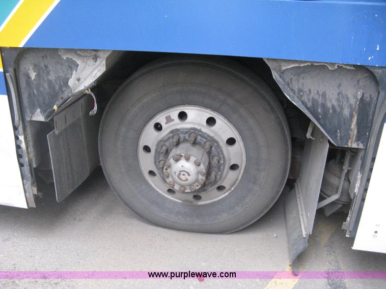 image for item H5468 2002 Gillig Low Floor 35' transit bus