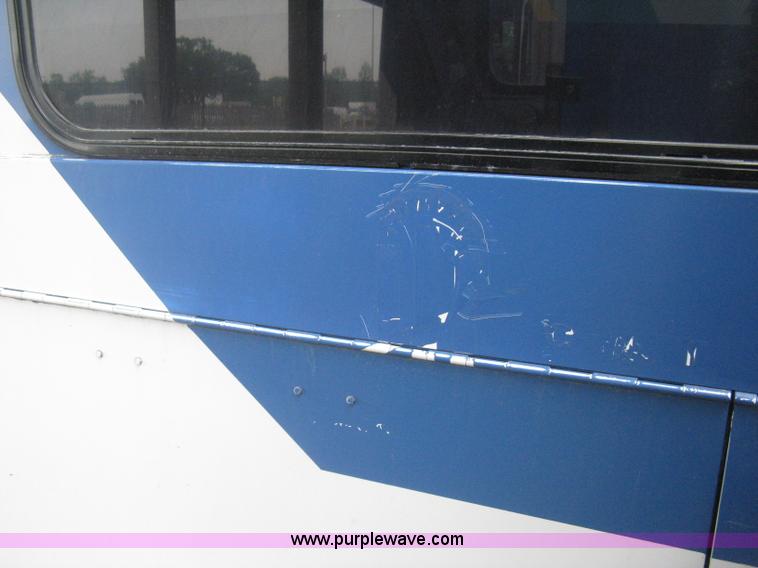 image for item H5468 2002 Gillig Low Floor 35' transit bus