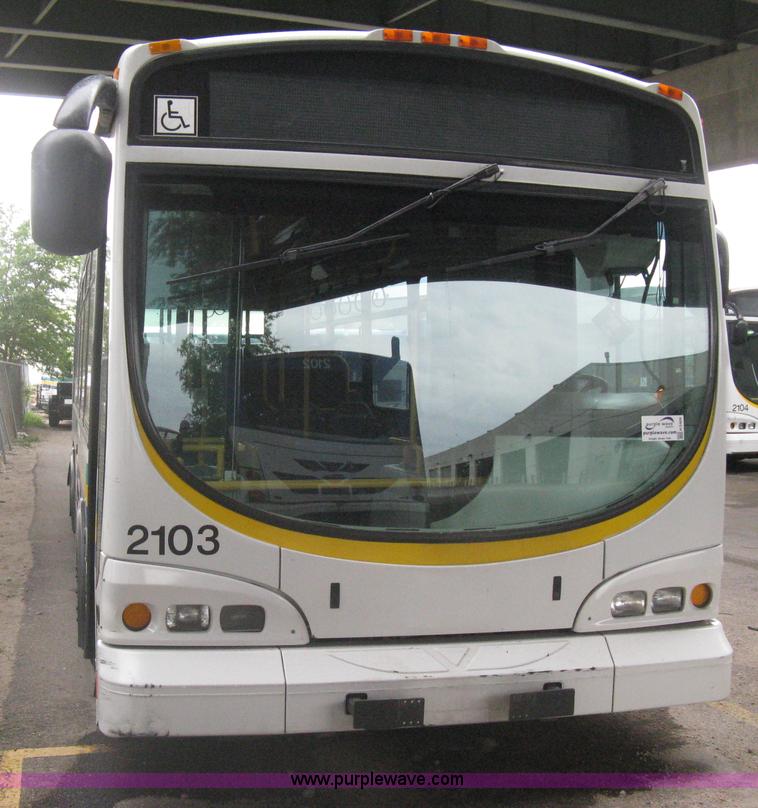 image for item H5469 2001 Chance Coach Opus LFB-29 29' transit bus