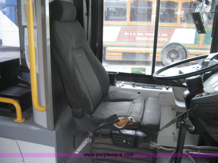 image for item H5469 2001 Chance Coach Opus LFB-29 29' transit bus