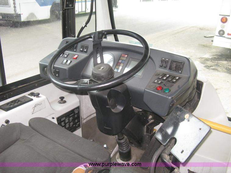 image for item H5469 2001 Chance Coach Opus LFB-29 29' transit bus