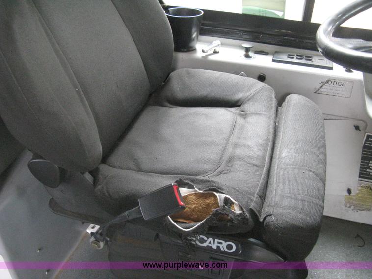 image for item H5469 2001 Chance Coach Opus LFB-29 29' transit bus