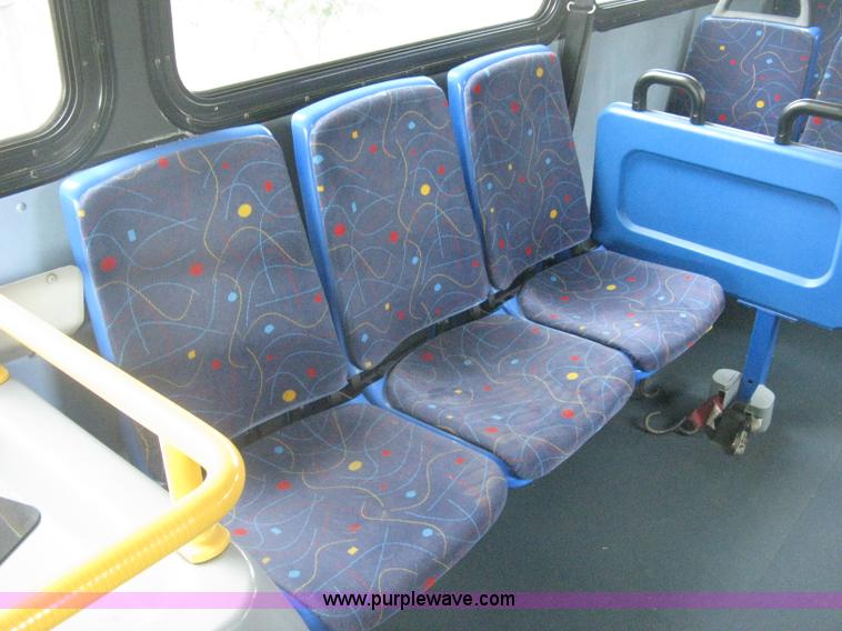 image for item H5469 2001 Chance Coach Opus LFB-29 29' transit bus