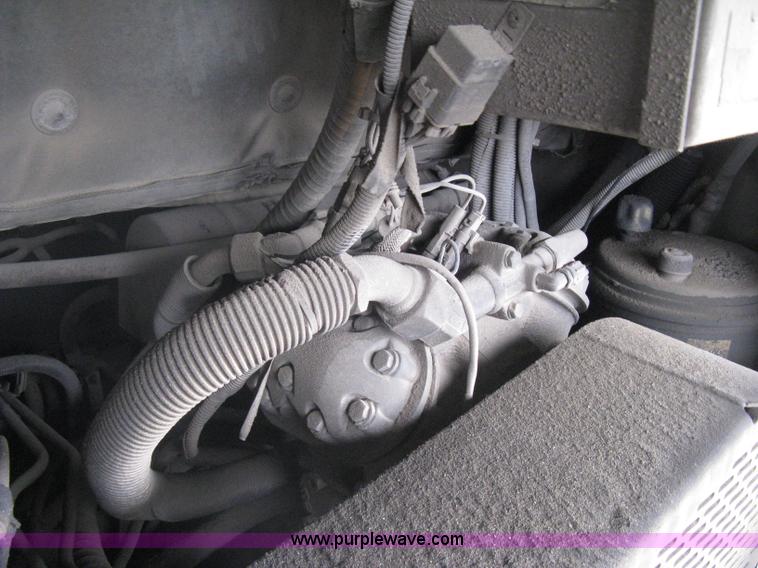 image for item H5469 2001 Chance Coach Opus LFB-29 29' transit bus