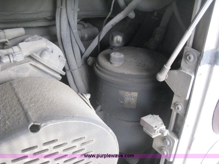 image for item H5469 2001 Chance Coach Opus LFB-29 29' transit bus