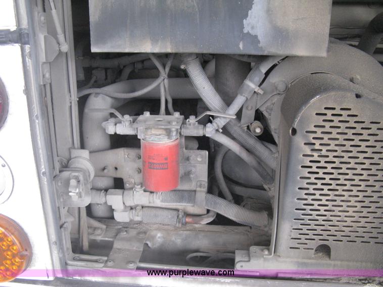 image for item H5469 2001 Chance Coach Opus LFB-29 29' transit bus