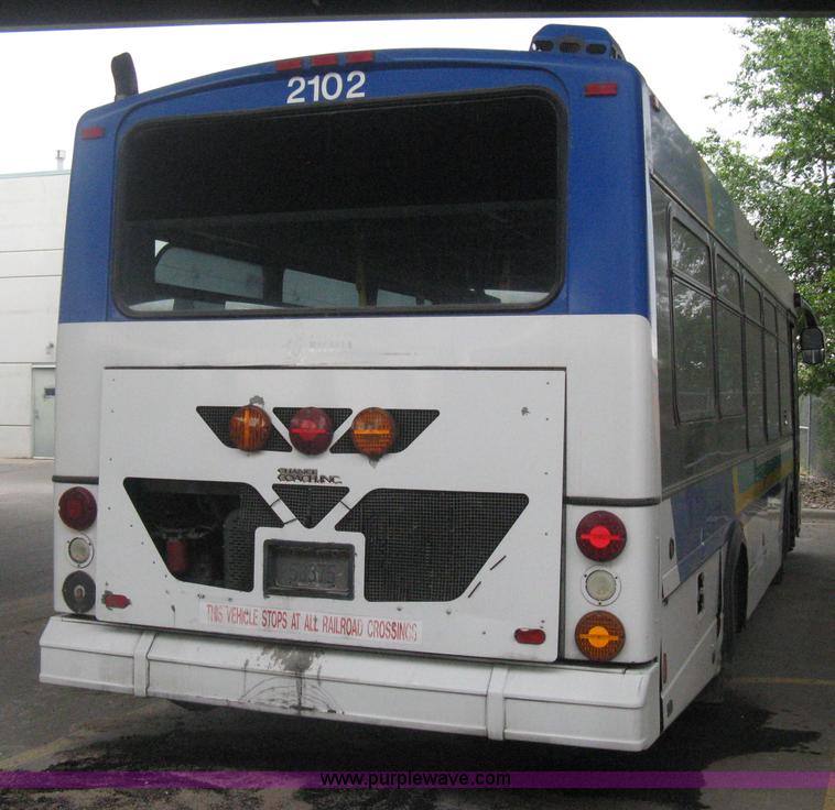 image for item H5471 2001 Chance Coach Opus 29' transit bus