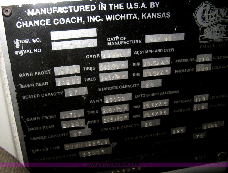 image for item H5471 2001 Chance Coach Opus 29' transit bus