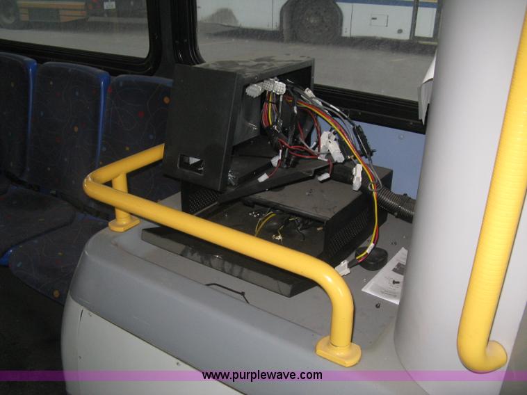 image for item H5471 2001 Chance Coach Opus 29' transit bus