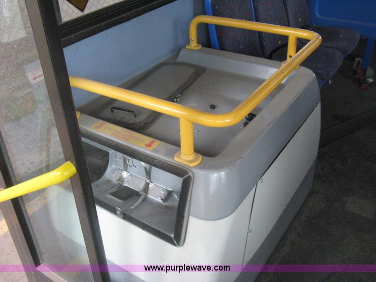 image for item H5471 2001 Chance Coach Opus 29' transit bus