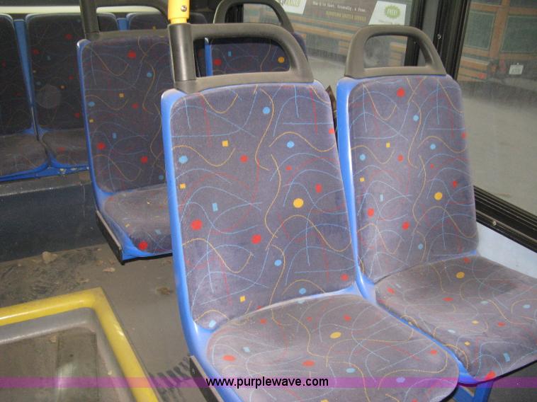 image for item H5471 2001 Chance Coach Opus 29' transit bus