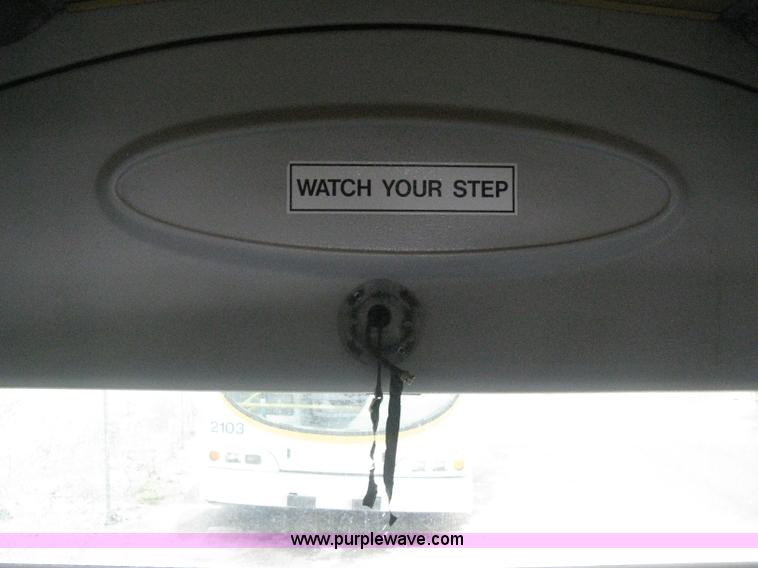 image for item H5471 2001 Chance Coach Opus 29' transit bus