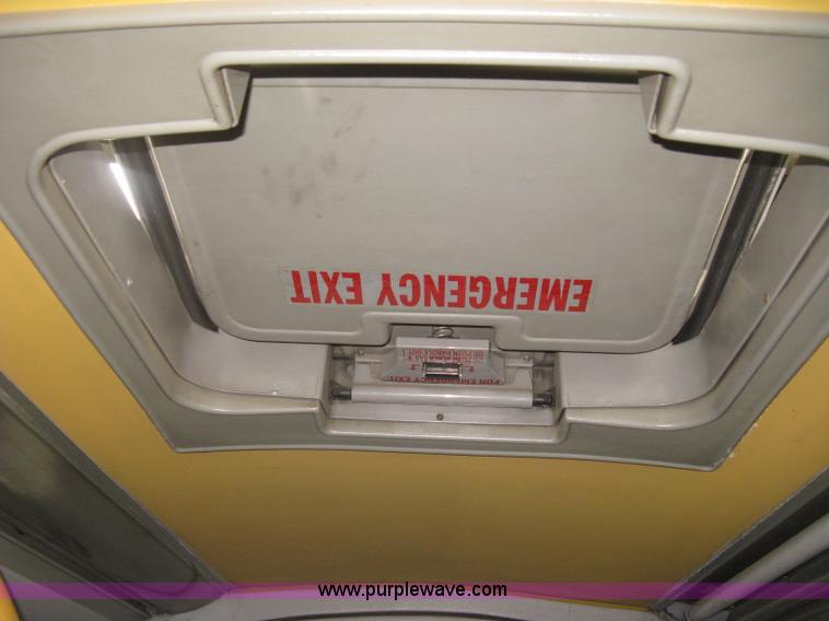 image for item H5471 2001 Chance Coach Opus 29' transit bus