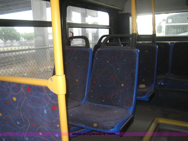 image for item H5471 2001 Chance Coach Opus 29' transit bus