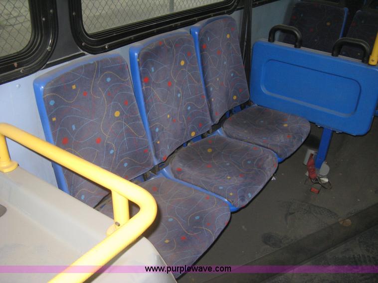 image for item H5471 2001 Chance Coach Opus 29' transit bus