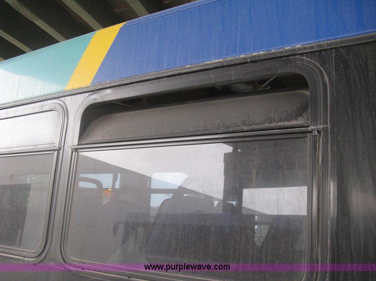 image for item H5471 2001 Chance Coach Opus 29' transit bus