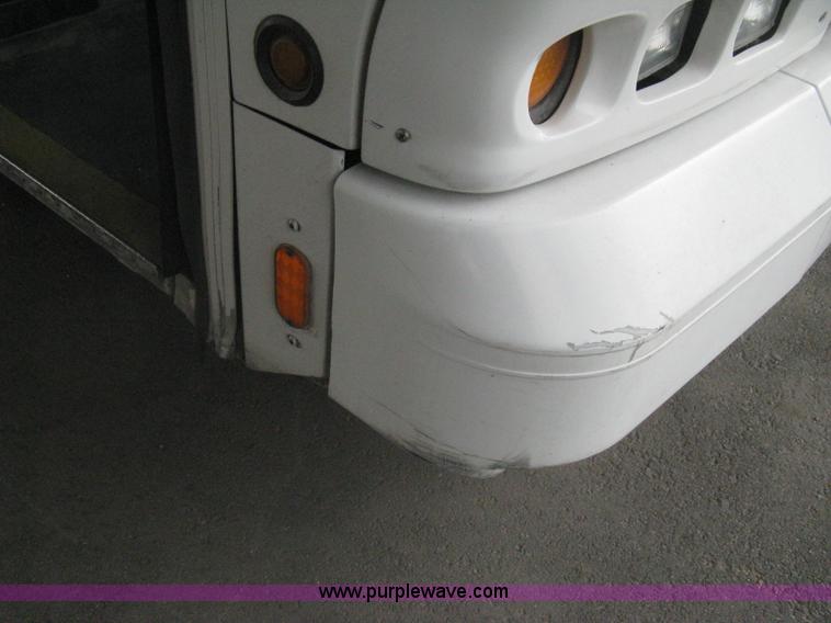 image for item H5471 2001 Chance Coach Opus 29' transit bus