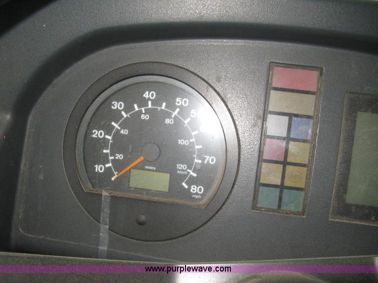 image for item H5472 2001 Chance Coach Opus 29' transit bus