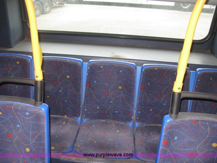 image for item H5472 2001 Chance Coach Opus 29' transit bus