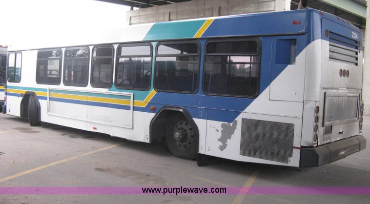 image for item H5473 2002 Gillig Low Floor 35' transit bus