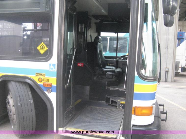 image for item H5473 2002 Gillig Low Floor 35' transit bus
