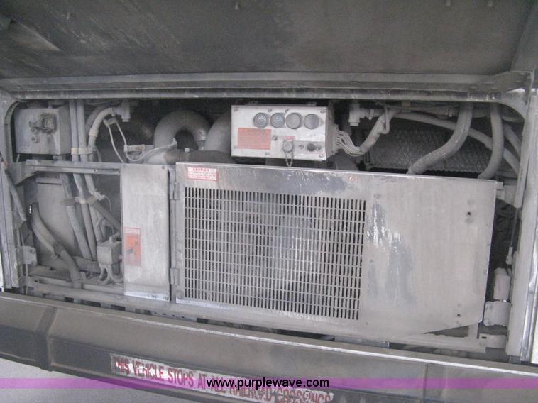 image for item H5473 2002 Gillig Low Floor 35' transit bus