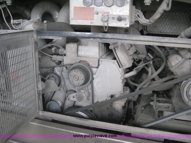 image for item H5473 2002 Gillig Low Floor 35' transit bus