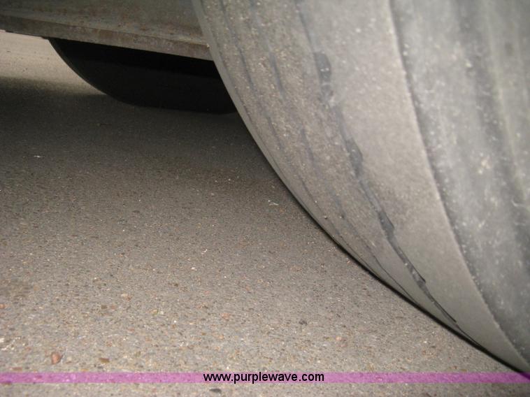 image for item H5473 2002 Gillig Low Floor 35' transit bus