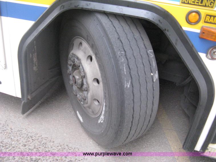 image for item H5473 2002 Gillig Low Floor 35' transit bus