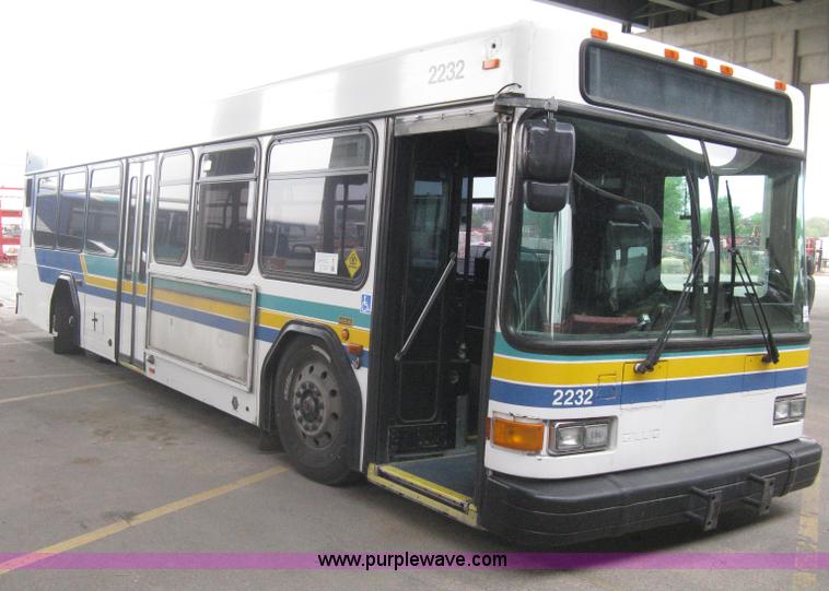 image for item H5474 2002 Gillig Low Floor 35' transit bus