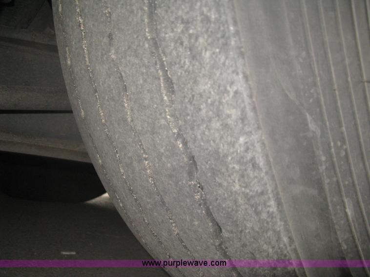 image for item H5474 2002 Gillig Low Floor 35' transit bus