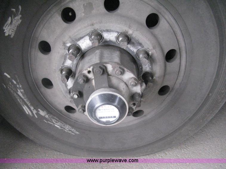 image for item H5474 2002 Gillig Low Floor 35' transit bus