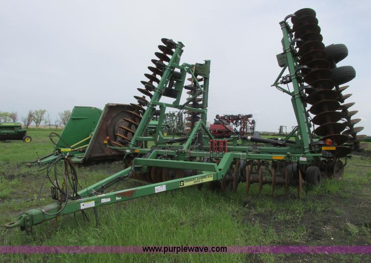 image for item A8689 2004 Summers Diamond Disk