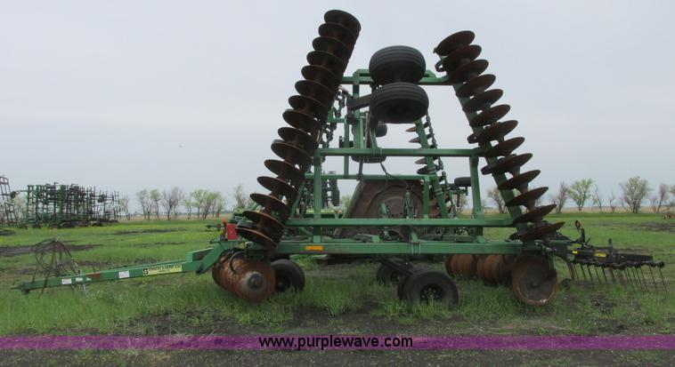 image for item A8689 2004 Summers Diamond Disk