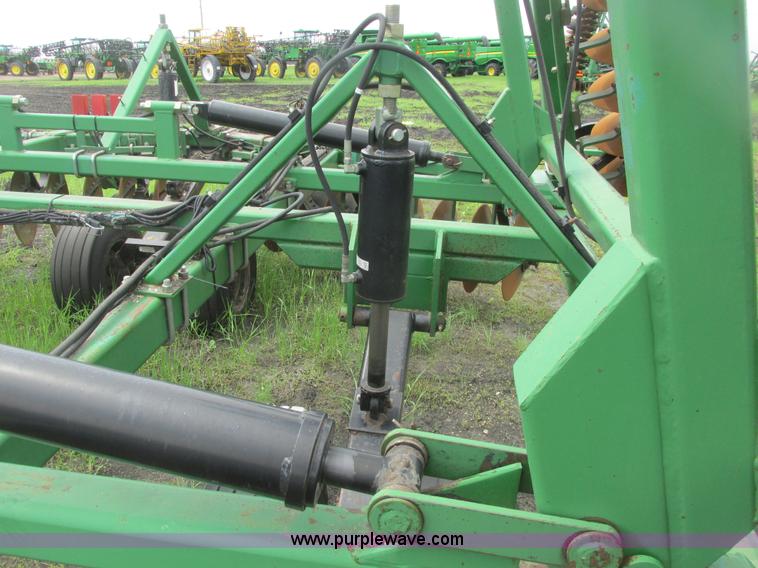 image for item A8689 2004 Summers Diamond Disk