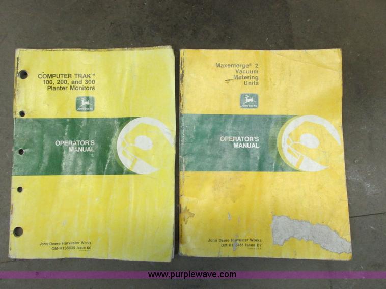 image for item A8691 2003 John Deere 1820 flex air hoe drill with 1910 air cart