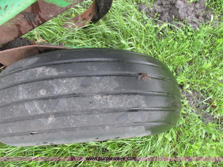 image for item A8702 2003 Summers Superchisel chisel plow